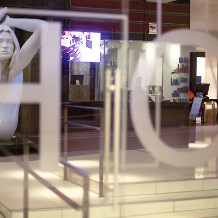 Отель Folketeateret 4*