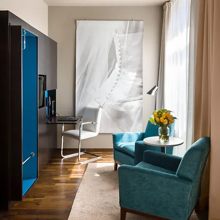 Hotel Folketeateret 4*