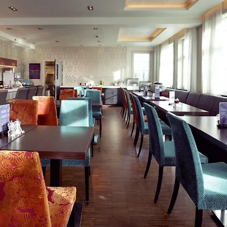 Folketeateret Hotell 4*