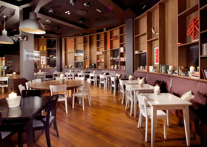 Hotel Folketeateret 4*