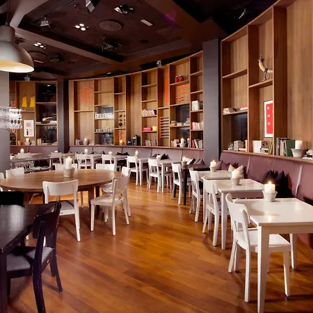 Hotel Folketeateret 4*