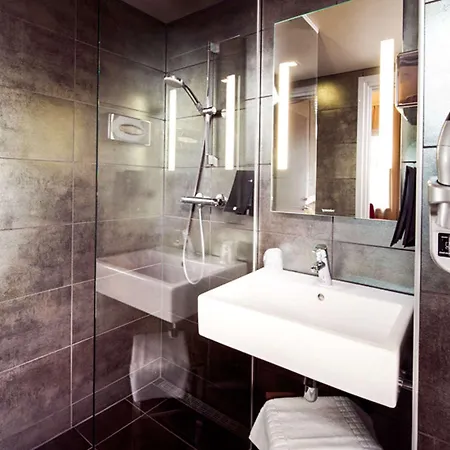 Hotel Folketeateret 4*